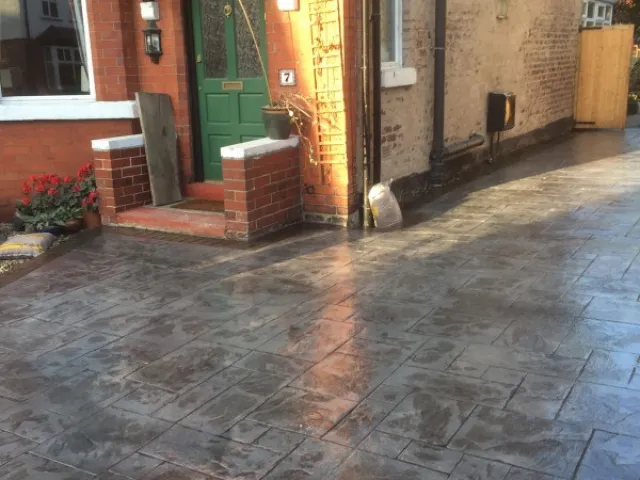 Shared driveway re-surface Cheadle Hulme 2 Shared driveway re-surface Cheadle Hulme 2