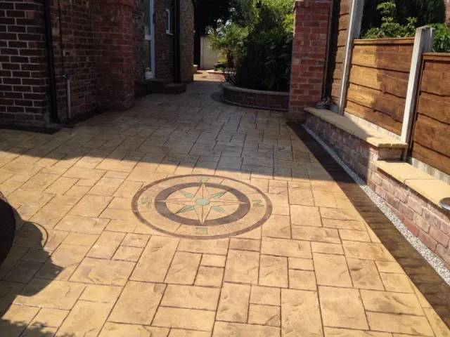 New concrete driveway in Cheadle New concrete driveway in Cheadle